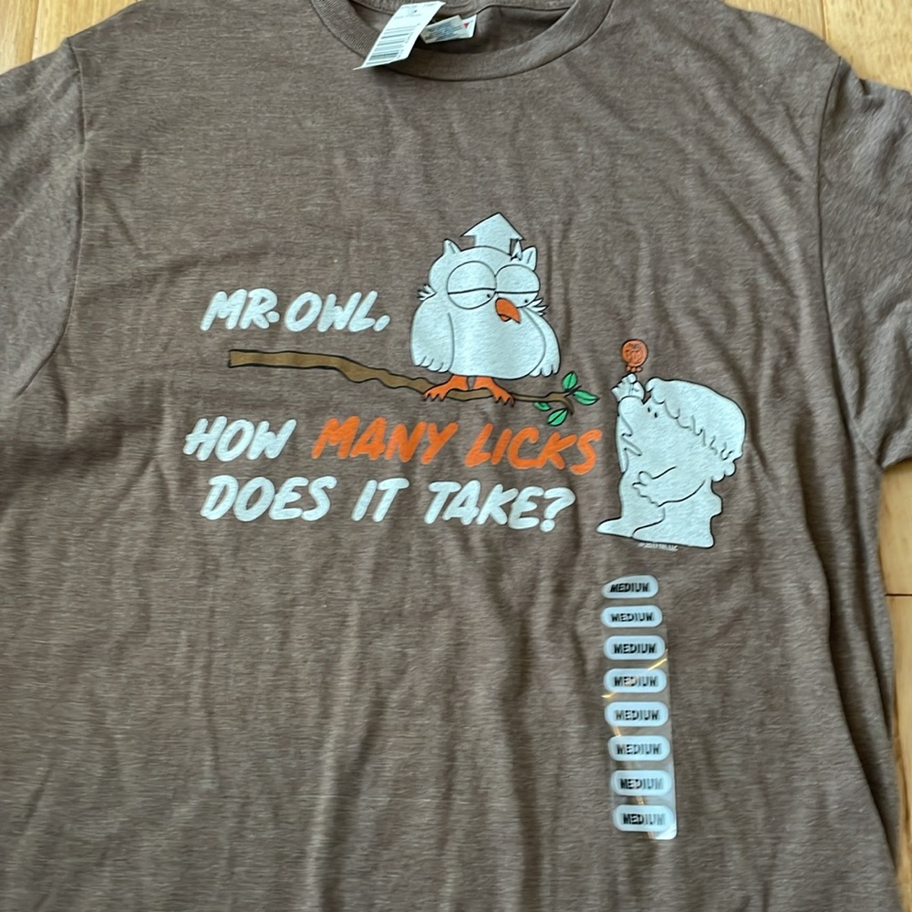 NWT graphic tee - owl tootsie pop